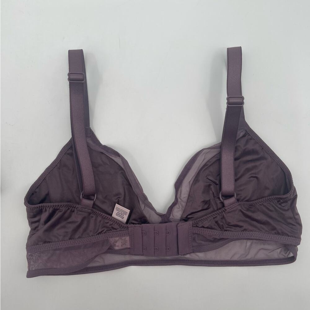 VICTORIA’S SECRET Bra Bundle Set of 2 Bralette & Sports Bra Size Extra Small - Picture 7 of 12